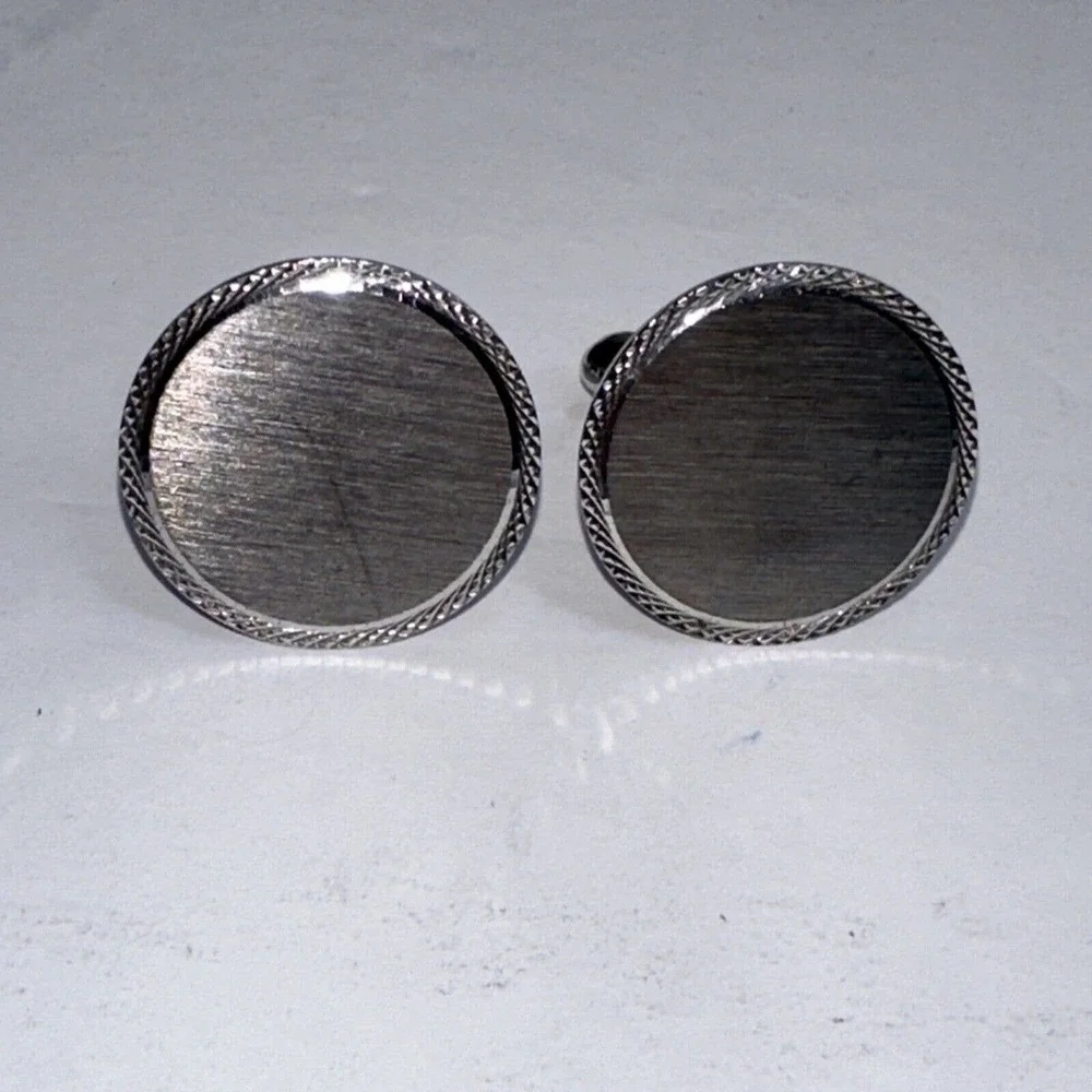 Lamode Sterling Silver Cufflinks Round Button Texture edges Signed Vintage